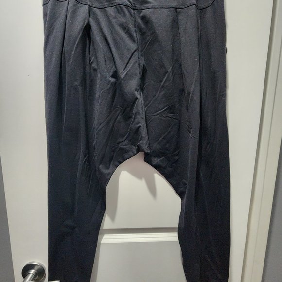 Black Lululemon Parashoot Pants Size 10 - Picture 7 of 8